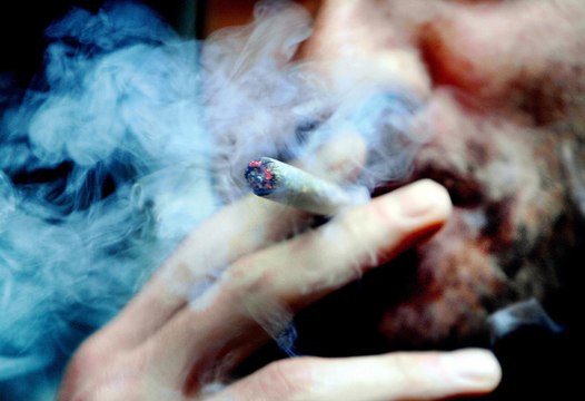 L'alcool a moins de succès et le cannabis reste stable chez les jeunes : qu'en pensez-vous ?