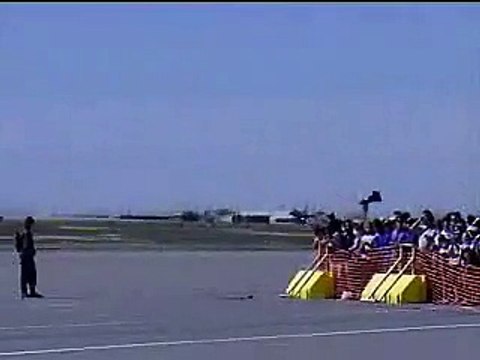Aviation - Thunderbirds F-16 Crash - Sept 14, 2003 - Outside view