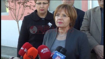 Deputetët në burgun e Fierit: Institucionet të marrin masa për integrimin e tyre- Ora News