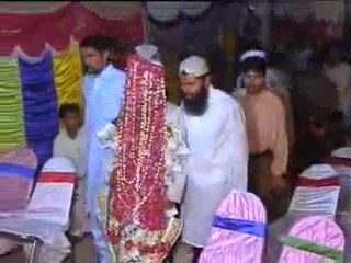 Funny Accident Occurs At Wedding