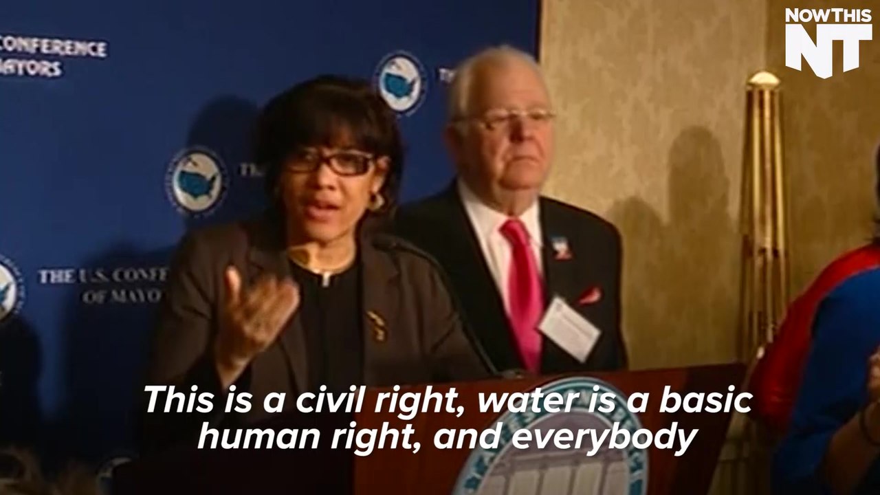 Flint Mayor: "Water is a Basic Human Right"