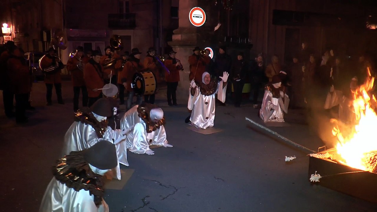 LES RAMBAIURS - LA CREMATION