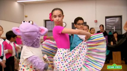 Sesame Street: Murray\'s First Day of Preschool