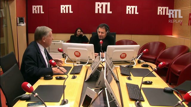 Alain Duhamel : Moins de bistrots, c'est moins de relations sociales, moins de communication, plus de machines et plus d'informatique