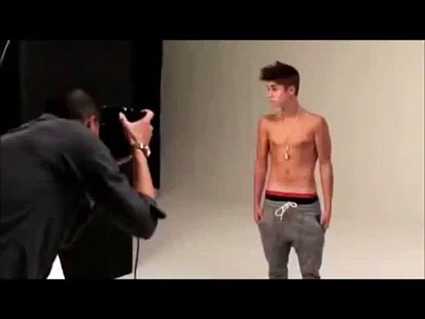 ⁣Justin Bieber photoshoot (5)