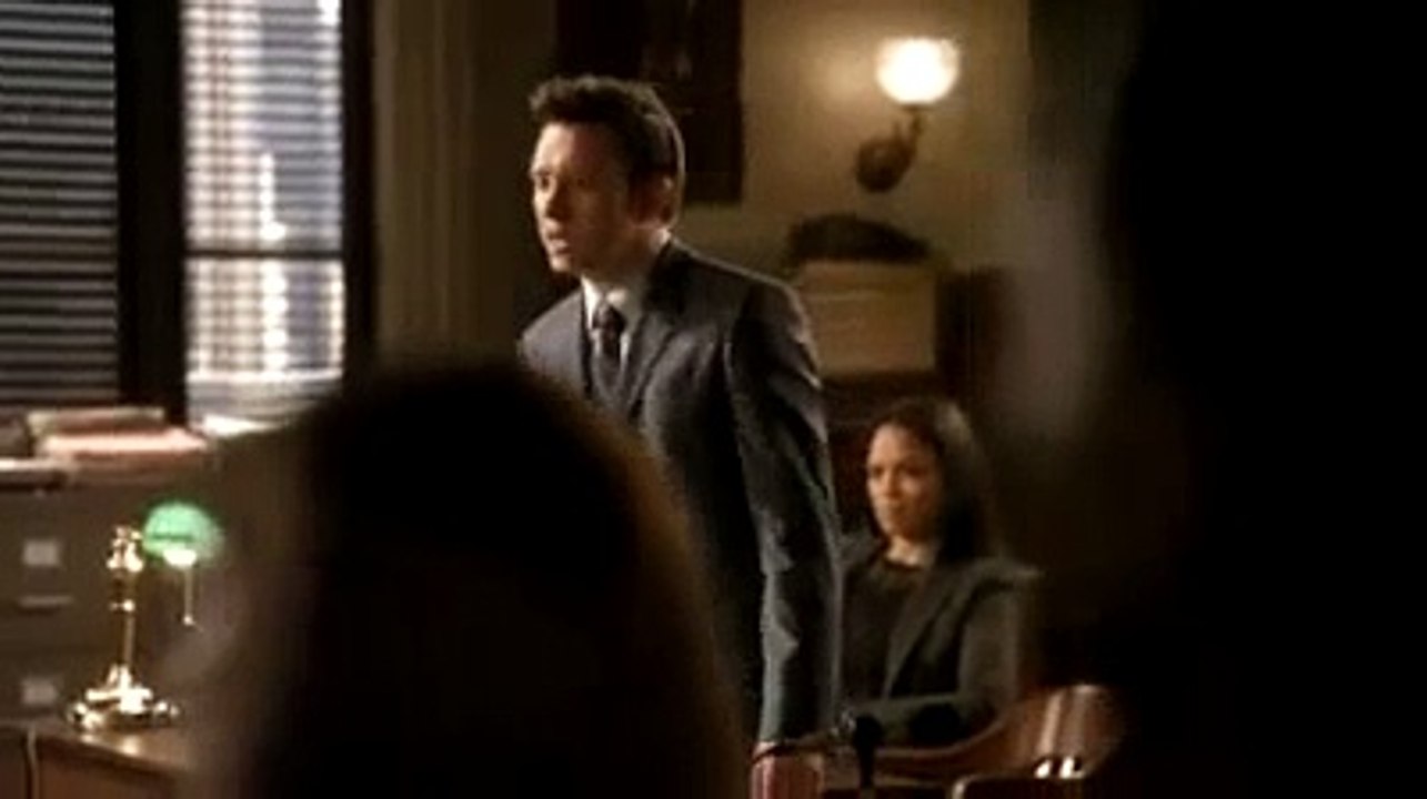 Sneak Peek: Erica Durance as Annie Bilson on Harry's Law