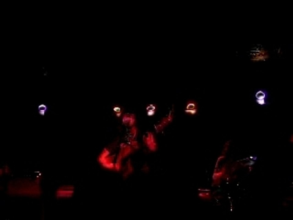 Caroline Smith au 400 Bar.