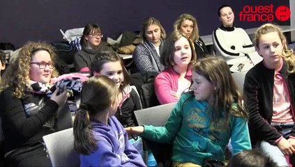 Les journalistes d'Ouest-France sous le feu des questions des écoliers des Palliers