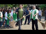 Hrithik Roshan Join's Narendra Modi's Clean India Campaign | Latest Bollywood News