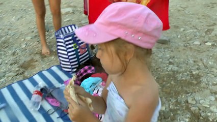 Влог с моря: Разговор Папы с дочкой .Купаемся, гуляем ГЕЛЕНДЖИК Черное море 2015