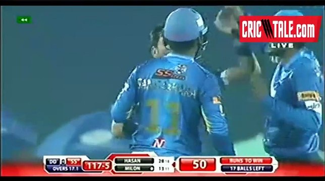 Yasir Shah takes 2 wickets in one over