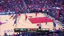 Stephen Curry's Left-handed Dunk - Warriors vs Bulls - January 20, 2016 - NBA 2015-16 Season