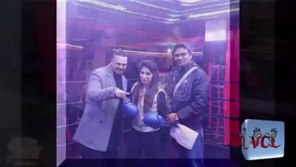 Dunya TV Sports News Anchor Aleena Farooq does boxing drills at VCL