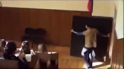 guy asks a girl out like a boss