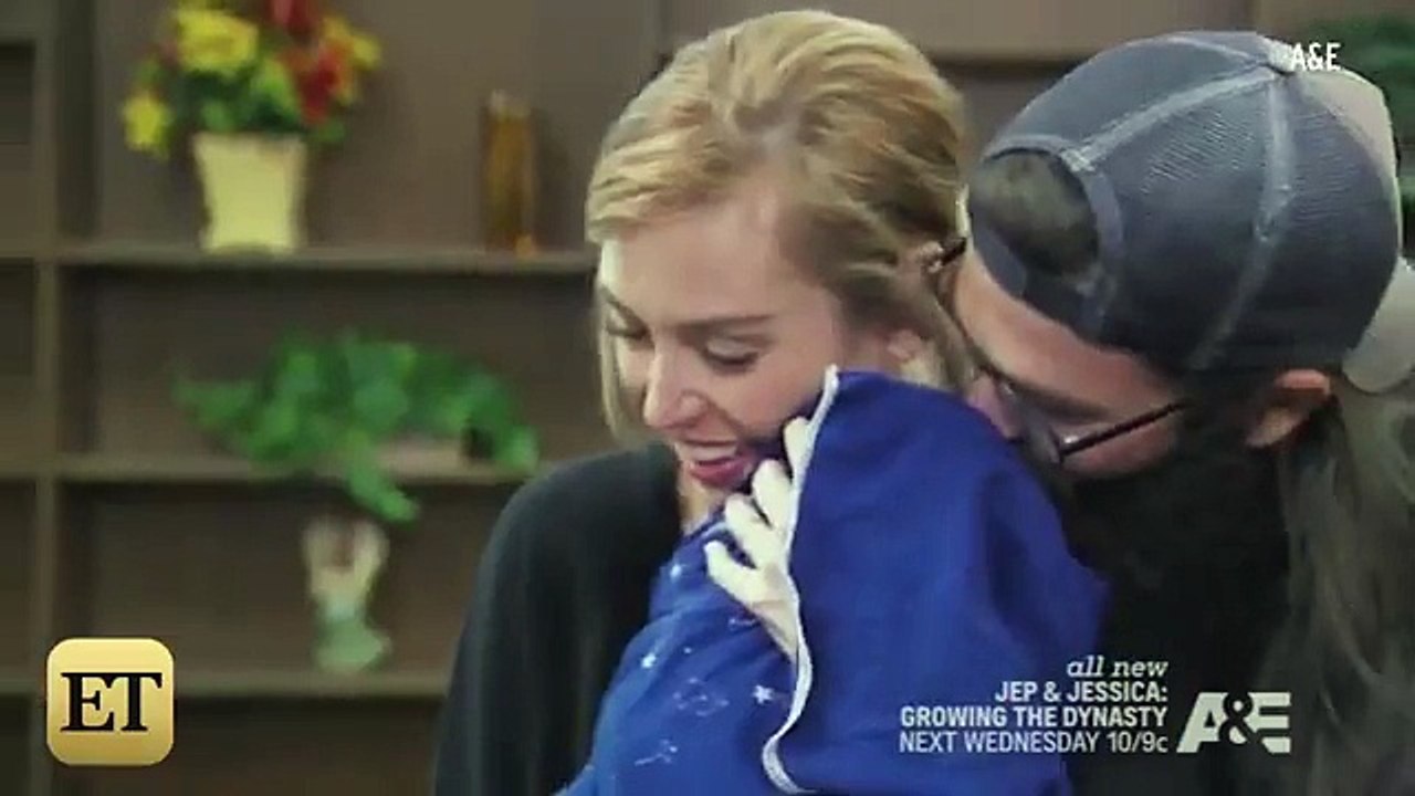 'Duck Dynasty' Stars Jep and Jessica Robertson Introduce Their New Adopted Son (720p Full HD)