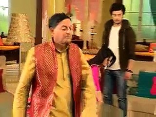 Thapki Pyaar Ki - 21th Jan 2016 - Shraddha tortures Thapki