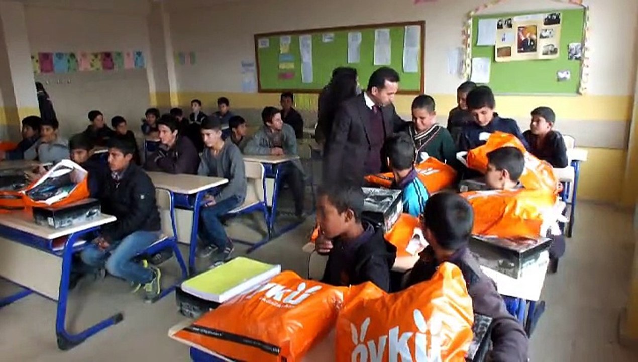 HARRANLI ÖĞRENCİLERE YARDIM