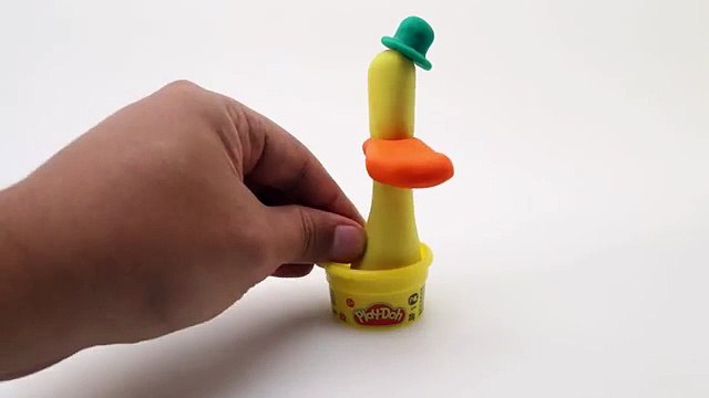 Pocoyo Play doh STOP MOTION video Surprise egg. Animación de Pocoyo y Pato con Plastilina