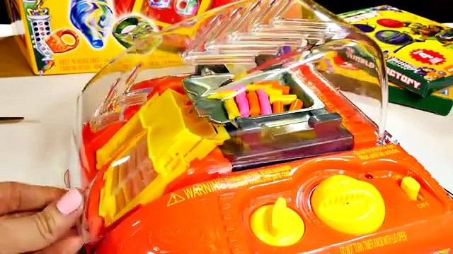 Crayola Melt N Mold Factory DIY Teenage Mutant Ninja Turtles Disney Planes Crayon Maker Molds