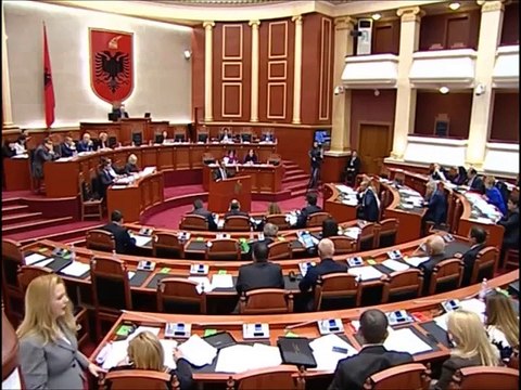 Sali Berisha dëshmon për zhdukjen e Remzi Hoxhës