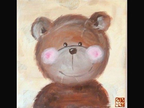 Moi je dors avec nounours dans mes bras