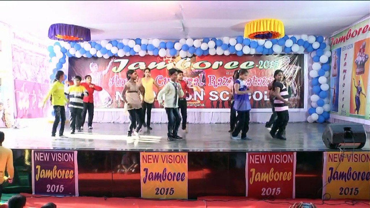 BRUNO SONG DANCE PERFORMANCE BY PRIMARY STUDENTS