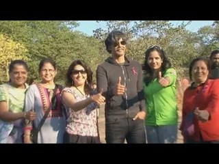 Milind Soman Trek With Cancer Surviour Women | Latest Bollywood News