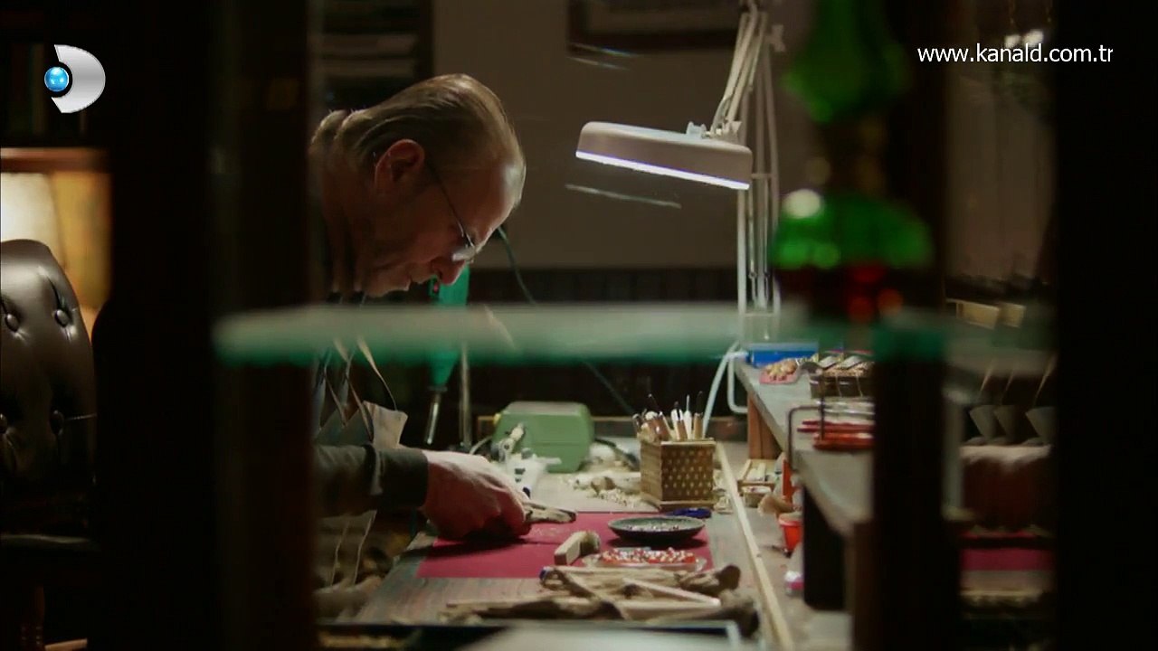 Poyraz Karayel 41. Bölüm - Musa Uzunlar - Despina'ya Mektup