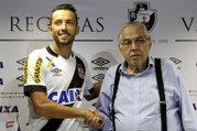 LANCE! analisa: renovação de Nenê com o Vasco é o maior acerto de Eurico