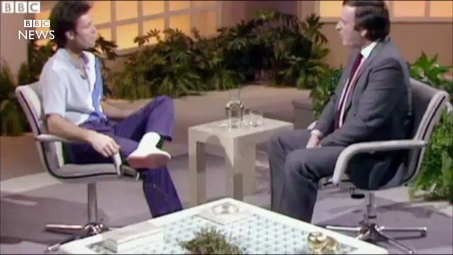 Highlights from Sir Terry Wogan\'s chat show - BBC News