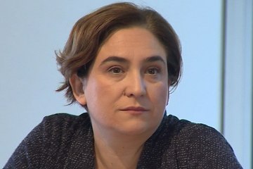 Colau explica que fue víctima de un intento de agresión