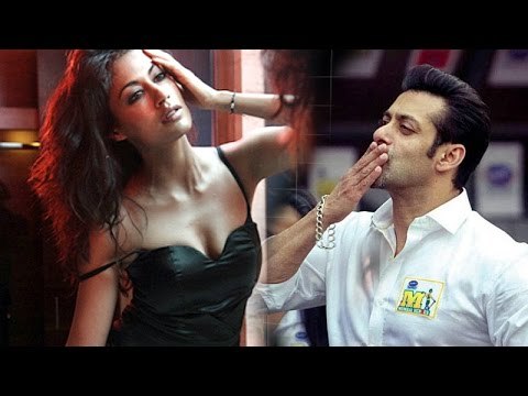 OMG | Chitrangada Singh Interested In Salman Khan? | Latest Bollywood News
