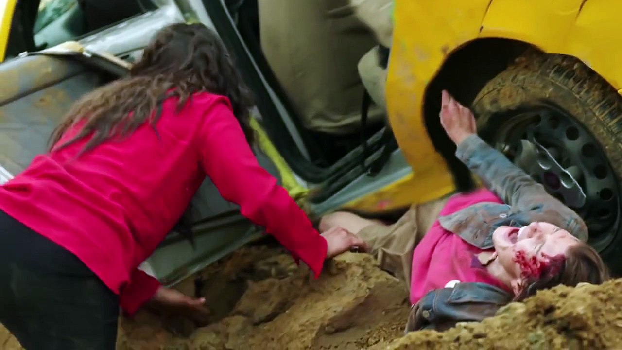 Paramparça Dizisi - Kolaj 5. Bölüm İzle