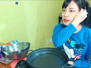 터민 팔도비빔면2개+왕만두 먹방