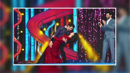 Katrina kaif ROMANCES Manish Paul, Deepika Padukone,  Alia Bhatt shake a leg | Umang 2016.