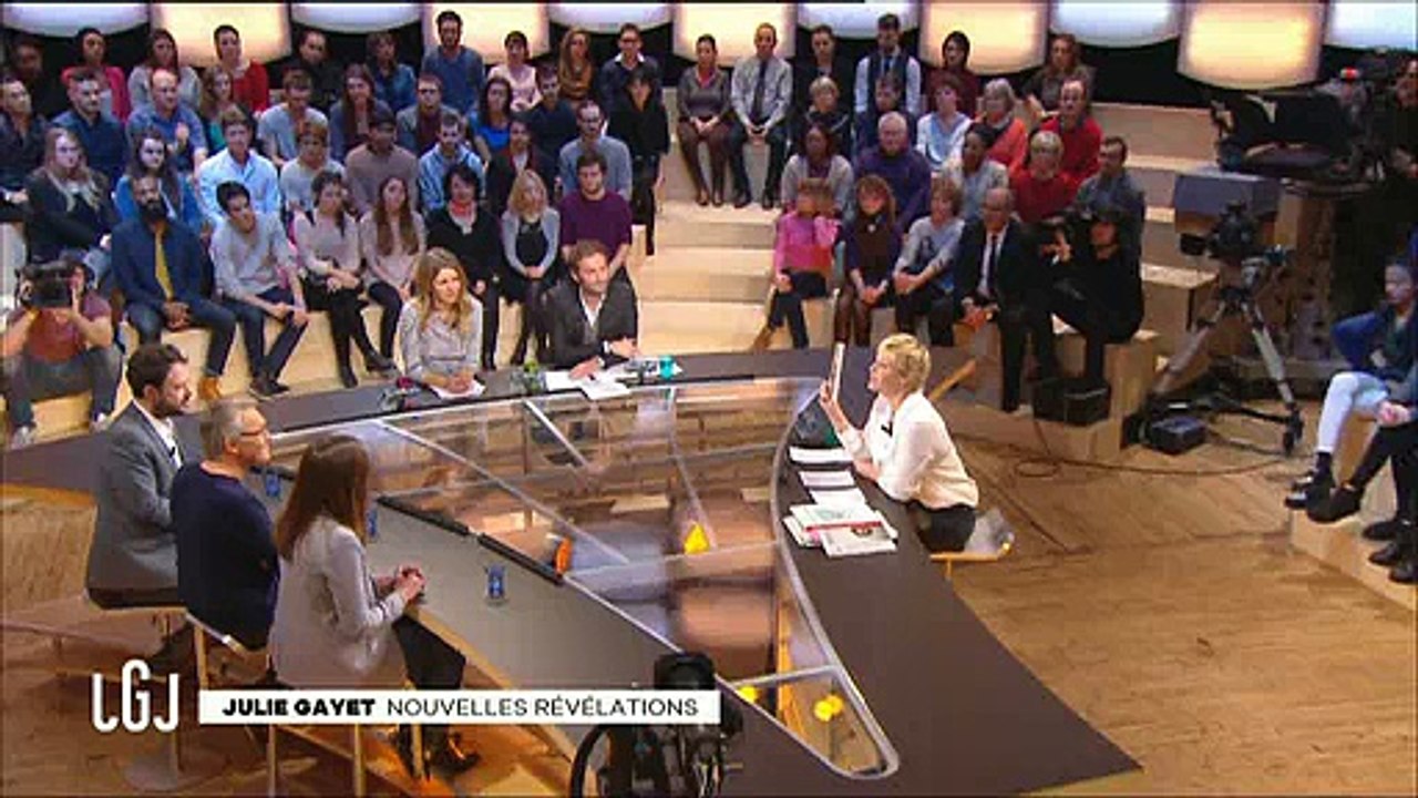 Laurent Ruquier: "Julie Gayet ? Je pense franchement que tout le monde s'en fout !" - Regardez