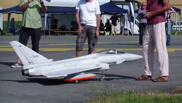 Agile performance R/C Scale Jet Eurofighter Typhoon with Canard and fuel Tanks Payerne Air Show 201 Hobby And Fun