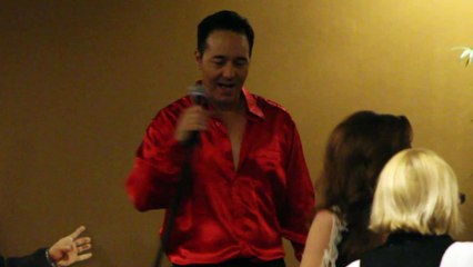 Ray Dees sings 'I Can't Help Myself' Jackson Mississippi 2015