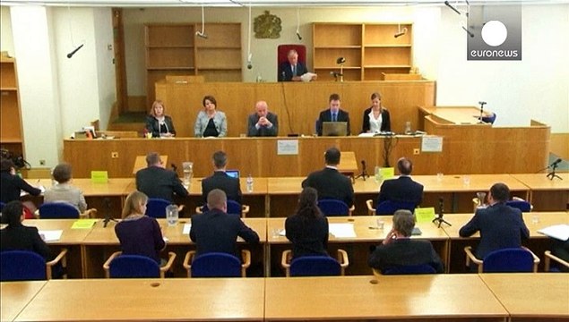 Os espiões russos Lugovoy e Kovtun agiram, provavelmente sob as ordens do FSB para envenenarem Litvinenko, segundo o inquérito britânico