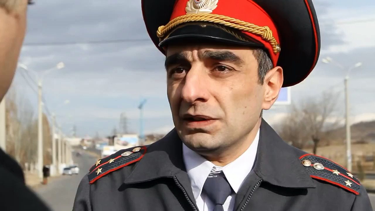32 Atam  Serj Sargsyane ev Vostikane