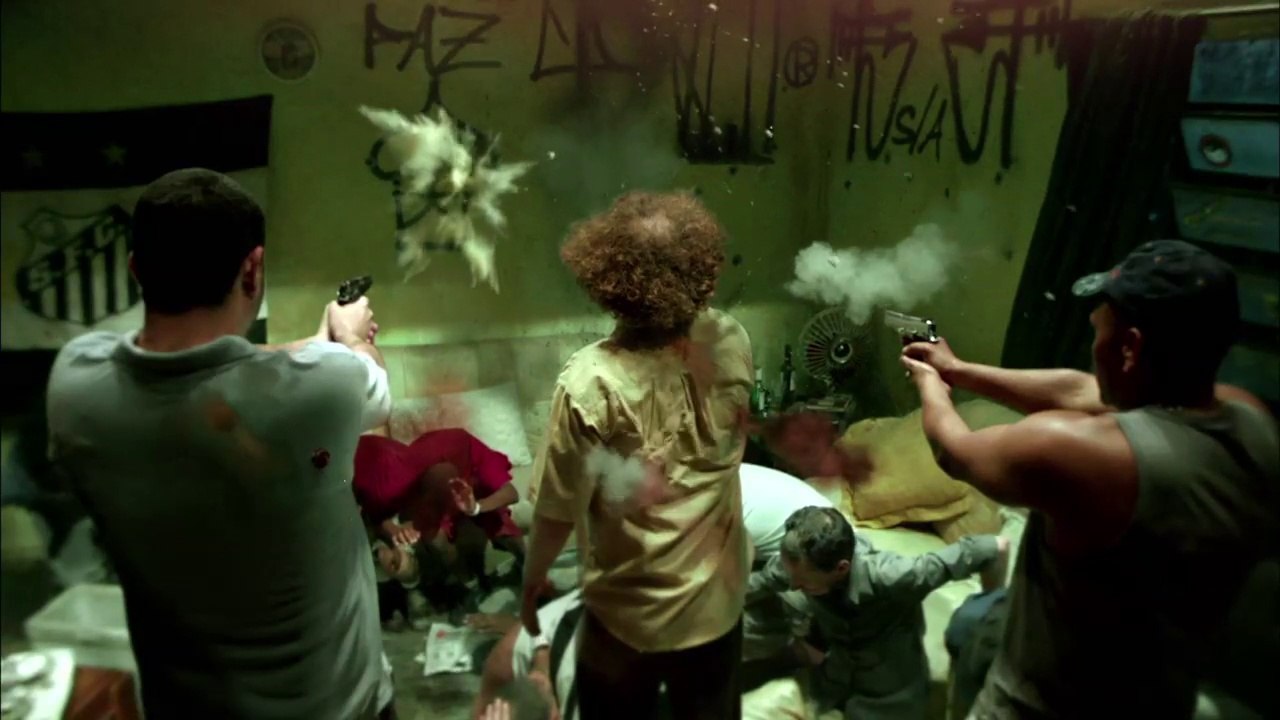 Exclusive: Two Rabbits movie clip (Tanajura is ambushed)