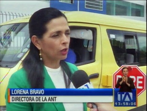 Buses escolares deberán instalar disco de PARE en julio