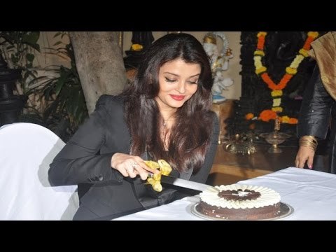 Aishwarya Rai Bachchan Celebrates 41st Birthday With MEDIA, FANS | Latest Bollywood News