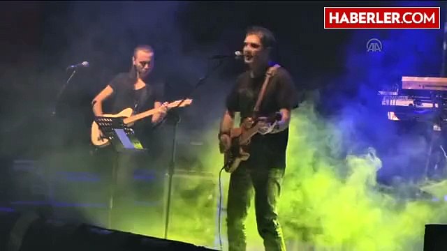 Kurtalan Ekspres, Barış Manço Anısına Konser Verdi - Burdur