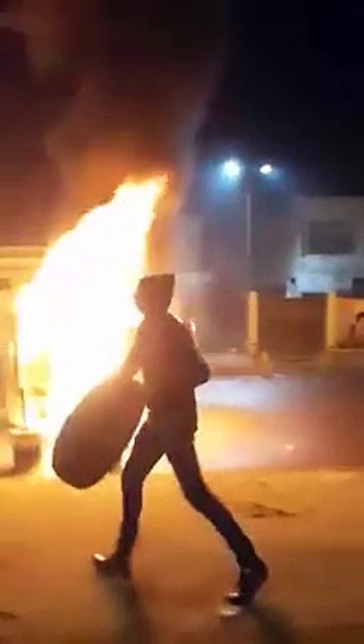 حي التضامن: إقتحام "كارفور"و الاستيلاء على محتوياته