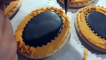 Halloween time lapse: Decorating fancy skeleton cookies