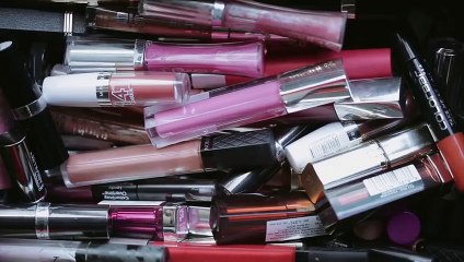 How To Use A Felt Tip Eyeliner - Beauty Binge With Monica