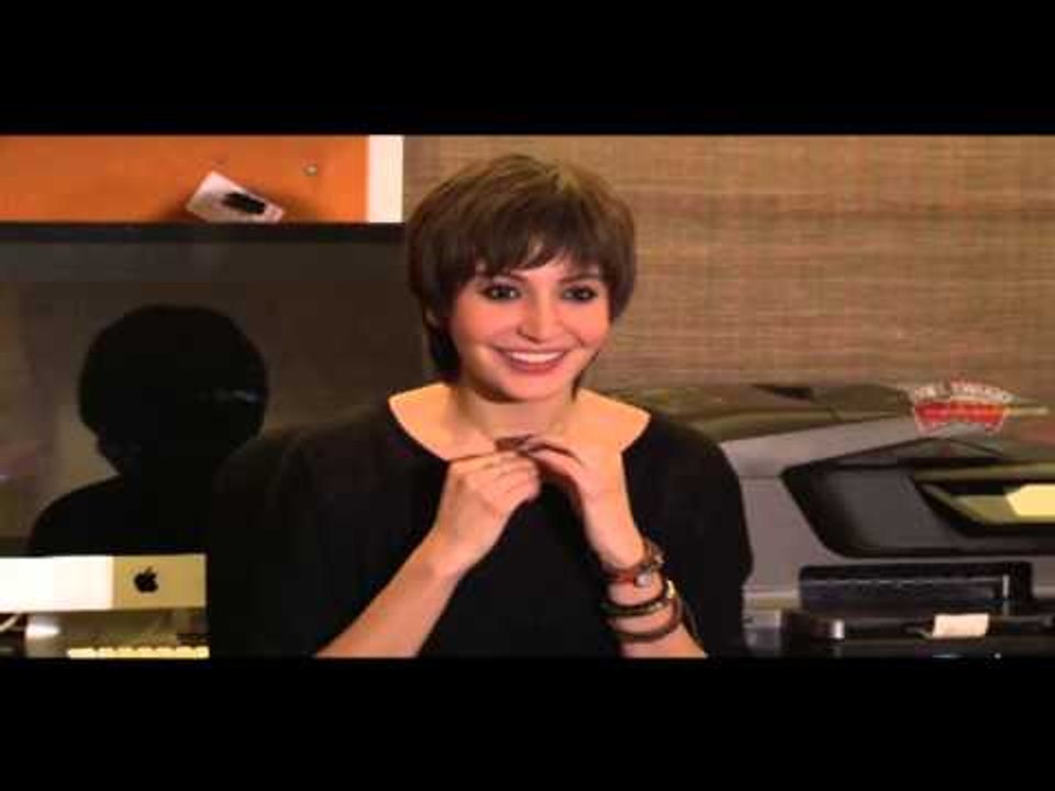 Anushka Sharma's SHOCKING REACTION On LEAKED Pics With Virat Kohli | Latest Bollywood News