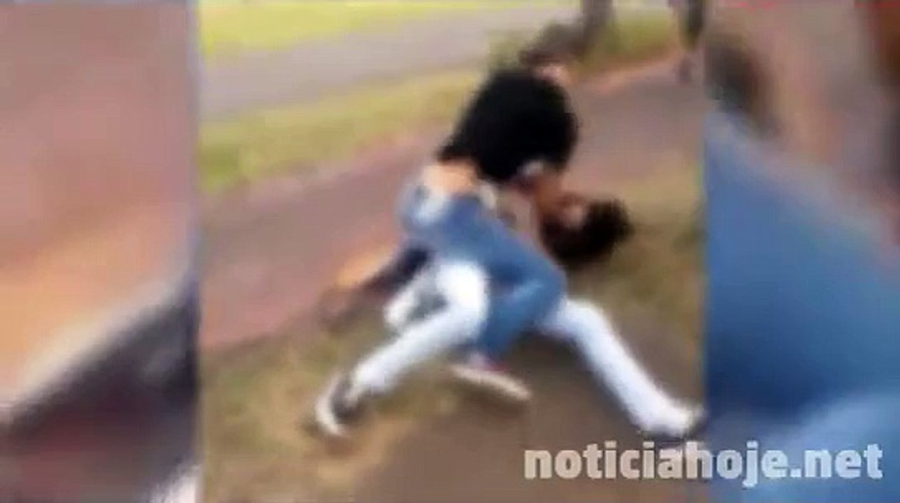 Vídeos mostram brigas entre adolescentes