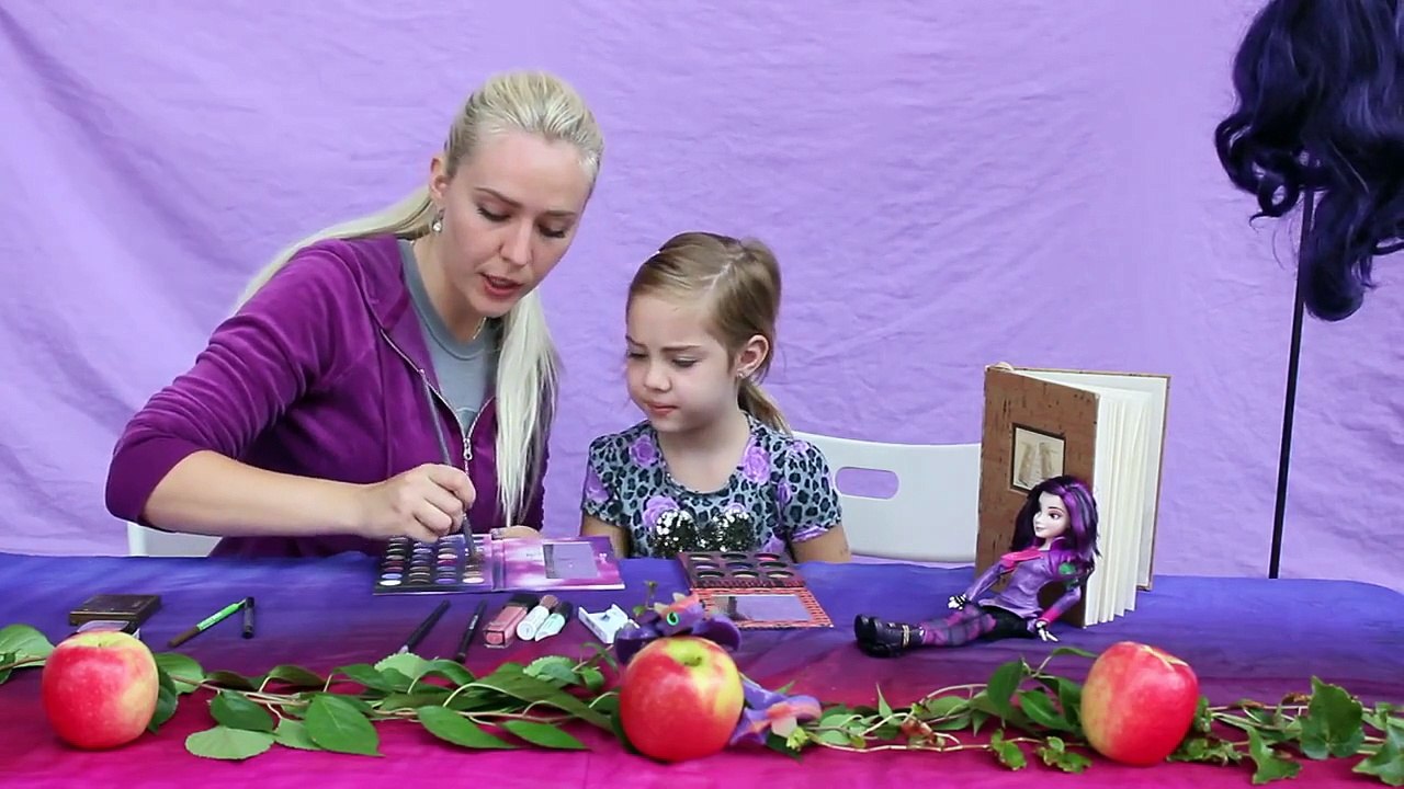 DISNEY DESCENDANTS MAL MAKEUP TUTORIAL | Perfect look for HALLOWEEN or COSPLAY